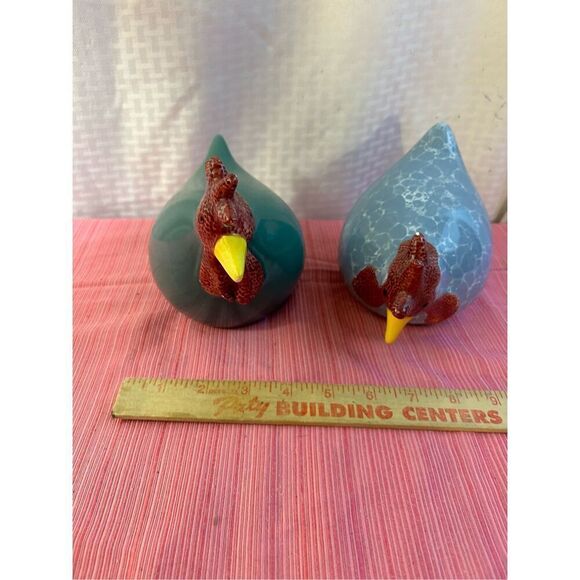 2 painted Ceramic/glass shaped chickens farm house decor - Picture 9 of 10